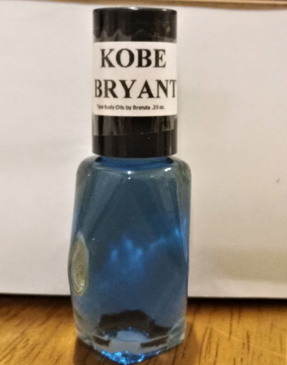 [WHOLESALE] BRENDA BODY OIL - KOBE BRYANT MEN